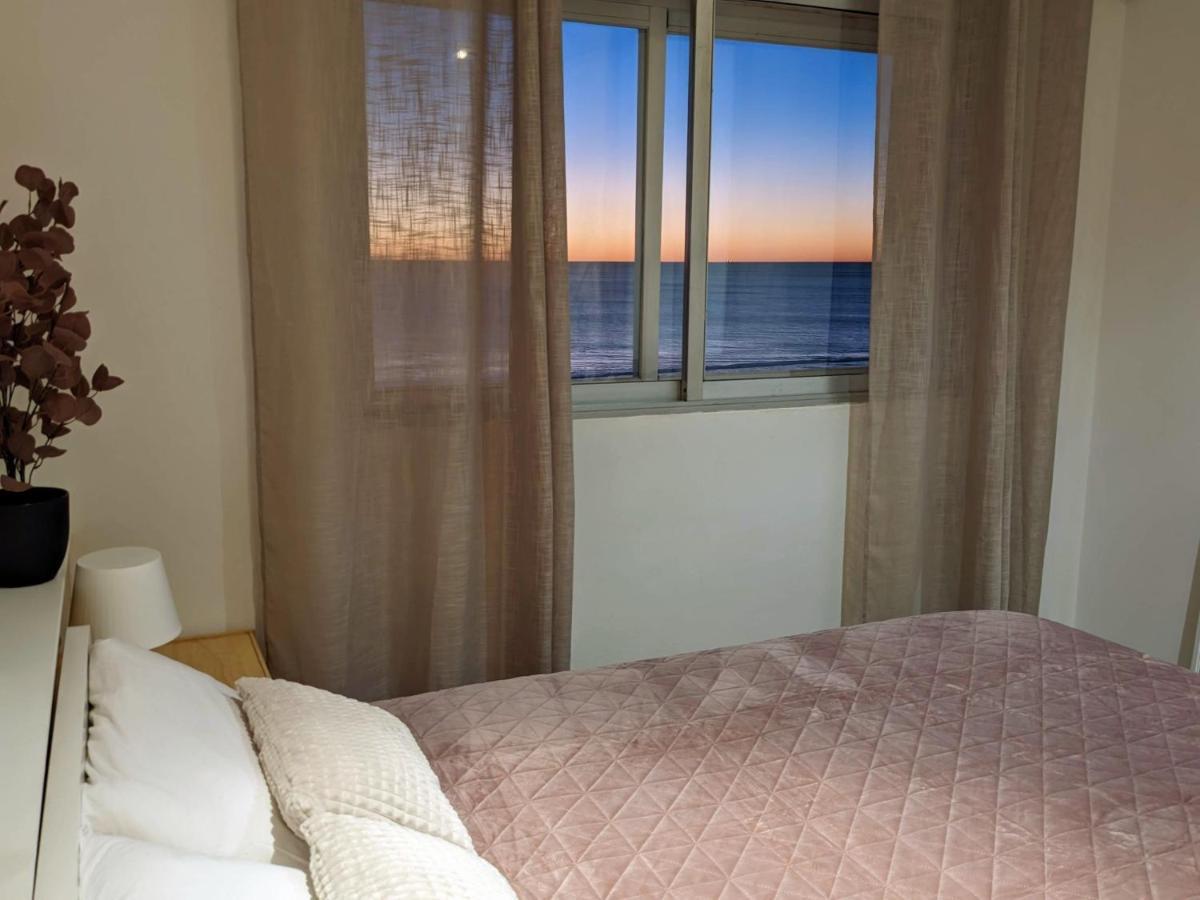 Apartamento En La Playa Con Garaje Cadice Esterno foto
